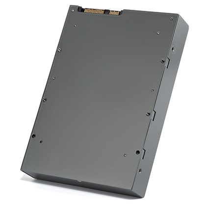 全球最大100TB SSD价格公布：人民币28.07万元