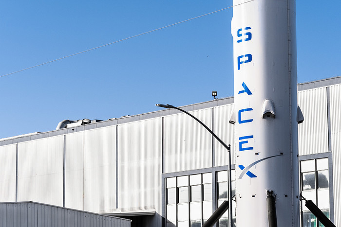 天公出有作好 SpaceX再次推延星链卫星支射