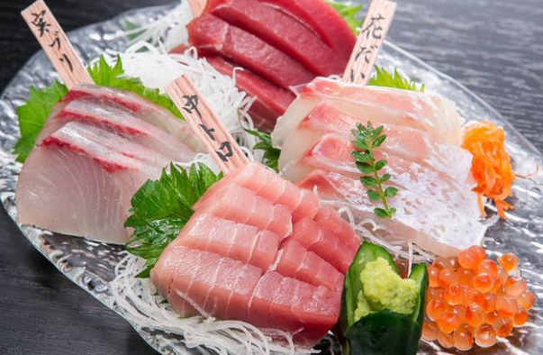 日本主播偷吃一盒生鱼片拍下过程 上传视频后被捕遭到起诉