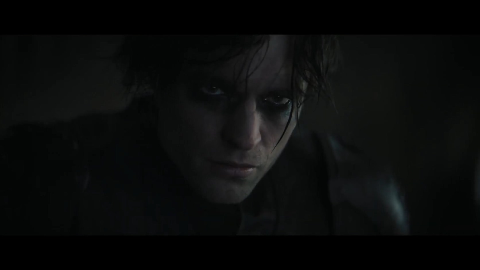 罗伯特·帕丁森版《蝙蝠侠》电影首曝中字预告