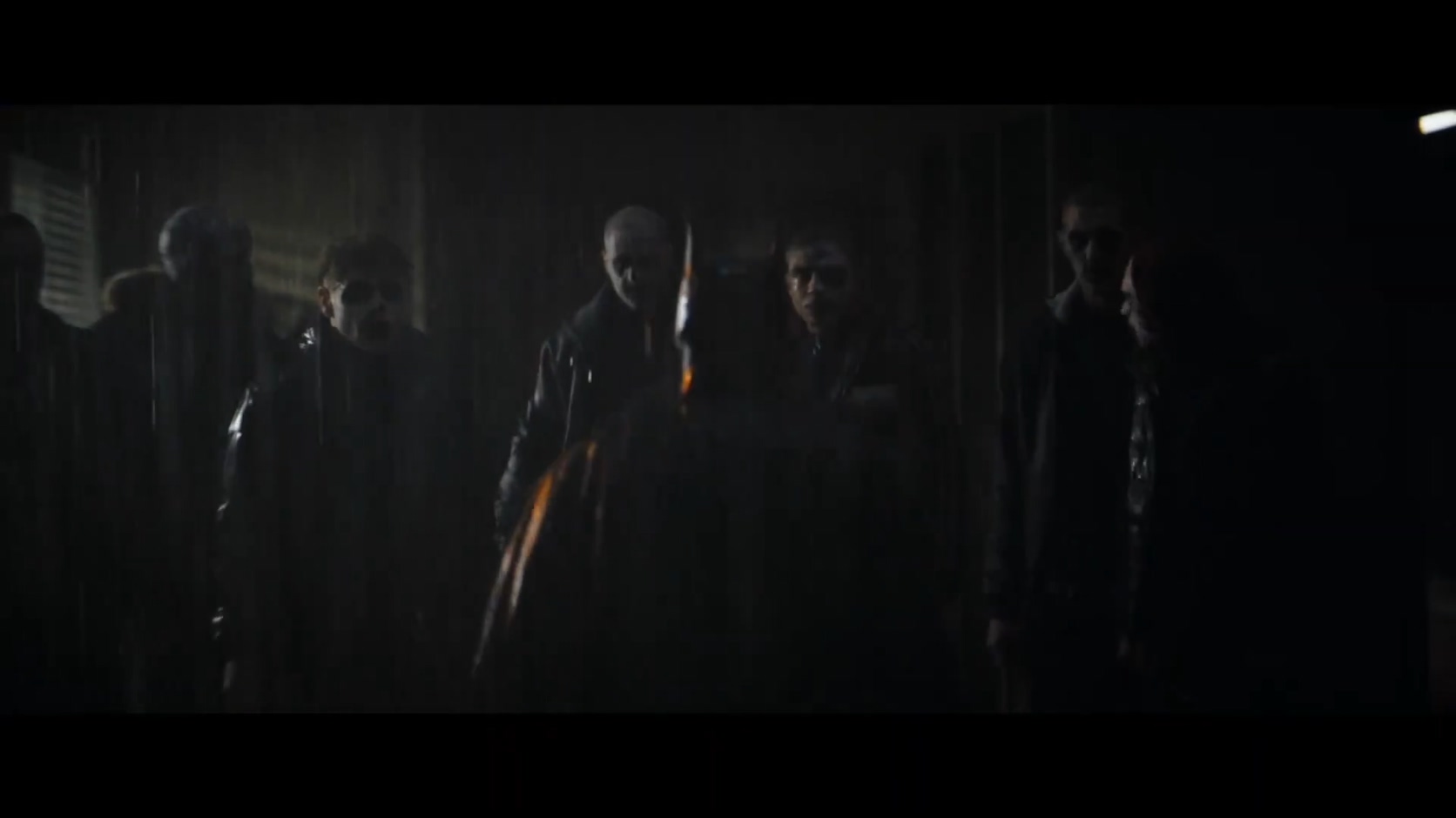 罗伯特·帕丁森版《蝙蝠侠》电影首曝中字预告