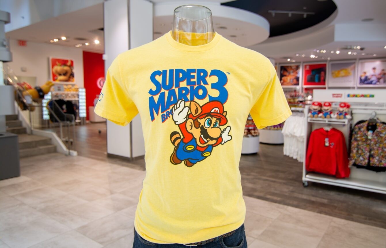 任天堂《超级马里奥》35周年纪念系列T恤上架