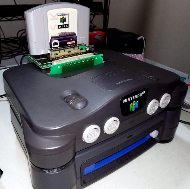 老外玩家展示新入手珍稀品 任天堂64DD磁盘机开发