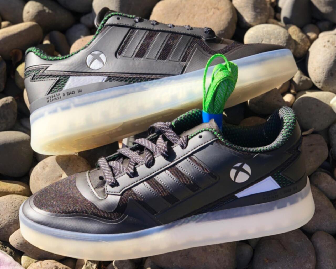 微软和阿迪达斯合作 将推出Xbox主题运动鞋