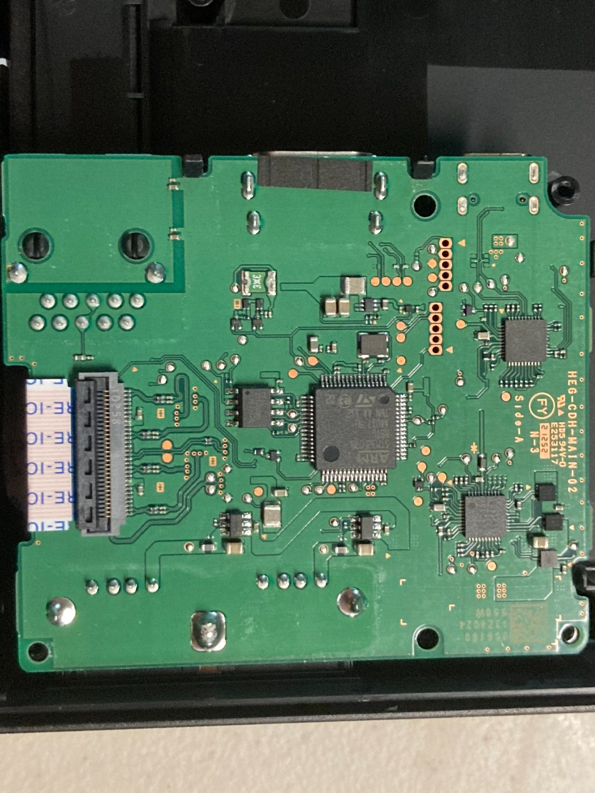 OLED版Switch底座拆解 疑似发现4K输出芯片