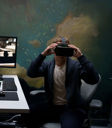 脸书高管发布VR设备原型 宣传元宇宙概念