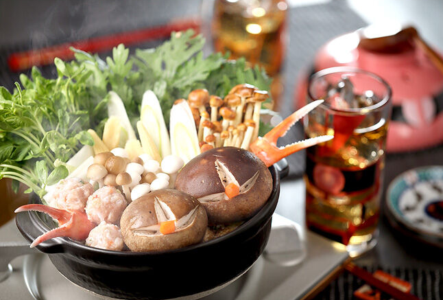 《高达》主题夏亚专用魔蟹头部造型砂锅公开 美观别致实用