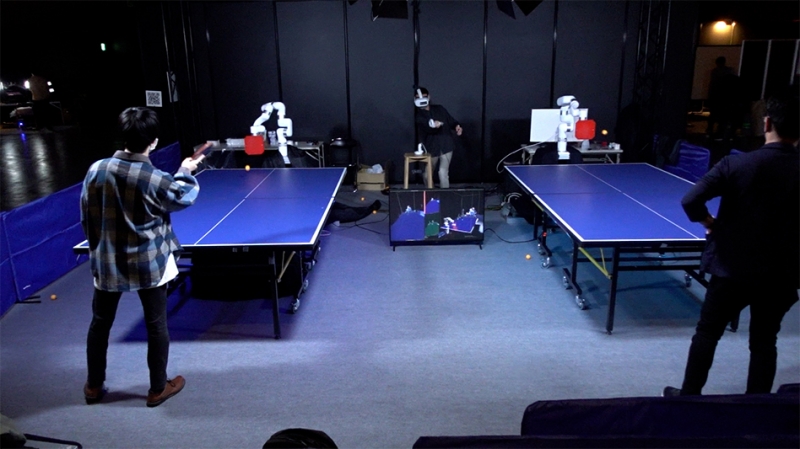 索僧开支VR乌科技 玩家可同时操控2个身体玩乒乓球