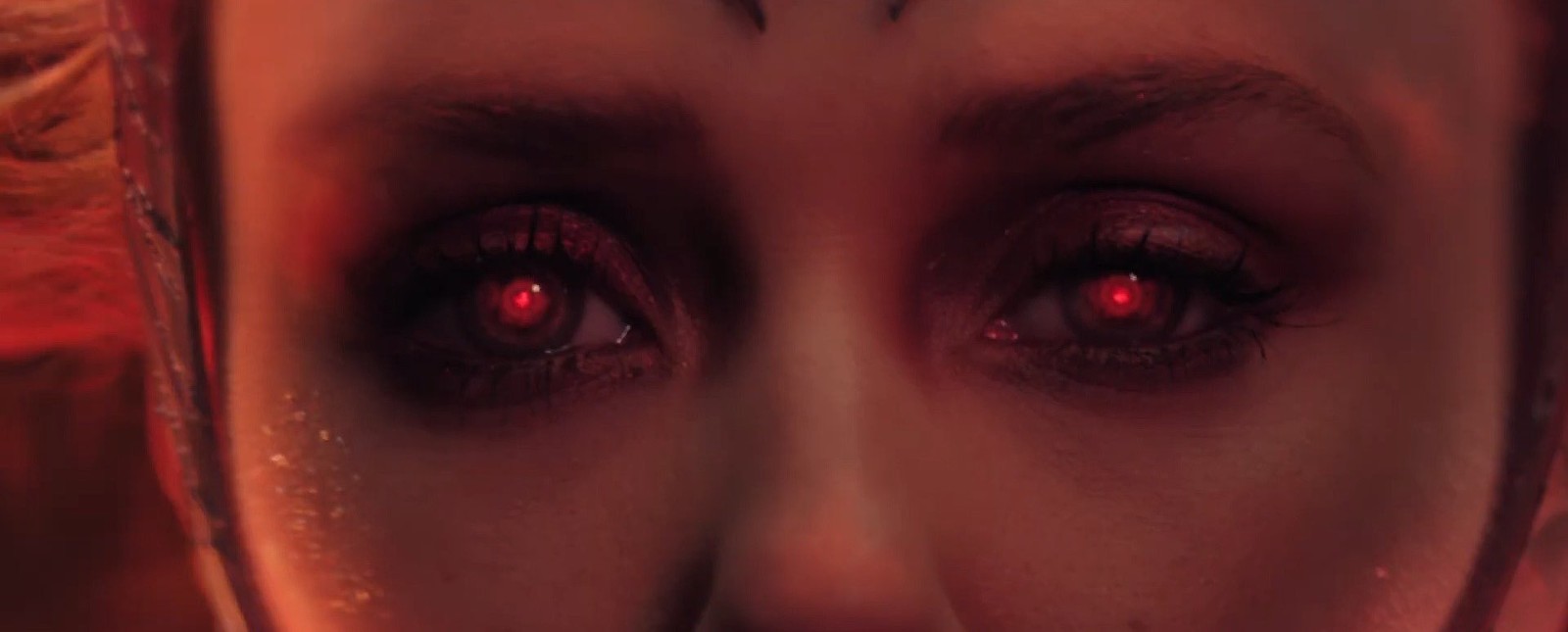 《奇异博士2》新预告及剧照 绯红女巫黑化后很猛