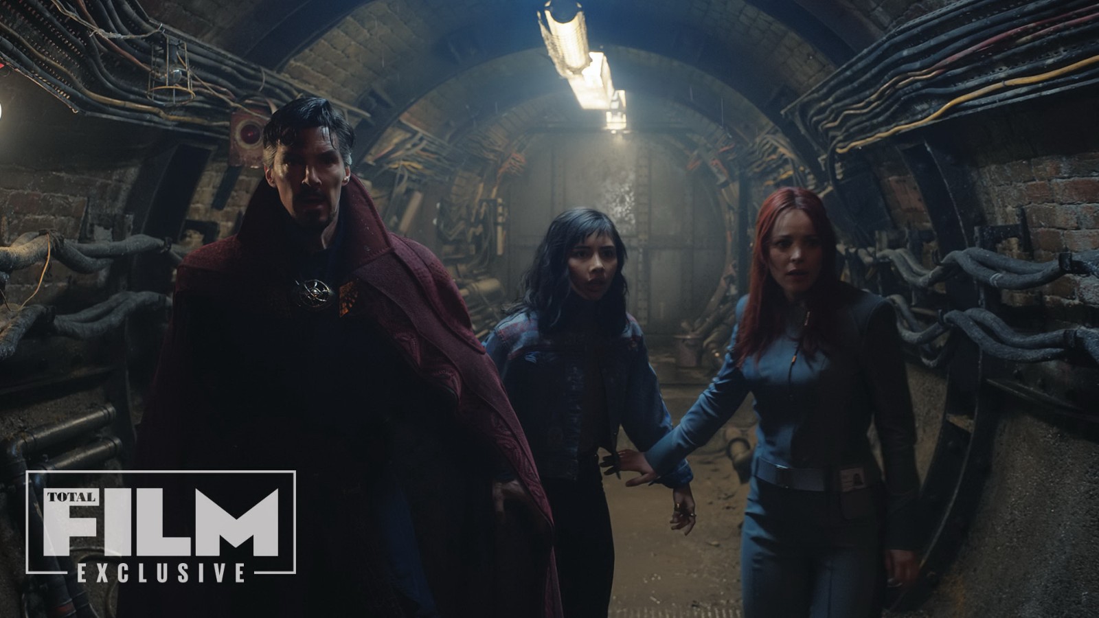 《奇异博士2》发布新预告、海报和剧照 绯红女巫回归出演