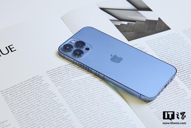 iPhone 13热销 富士康郑州厂区扩大招工计划