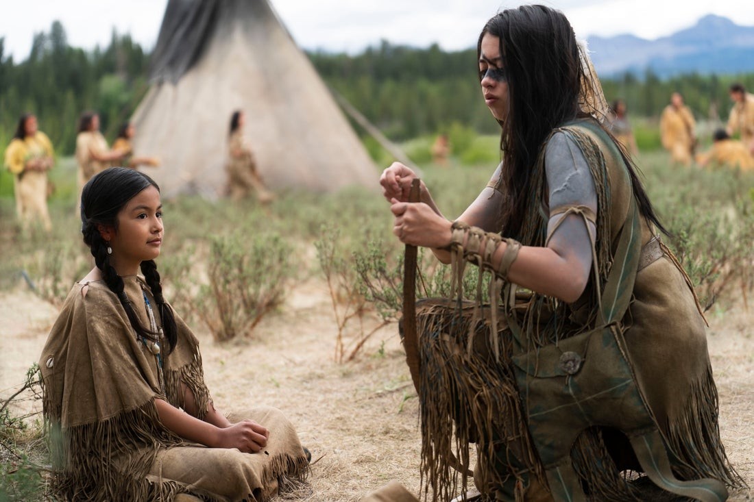 《铁血战士：猎物》新剧照 印第安少女大战铁血战士