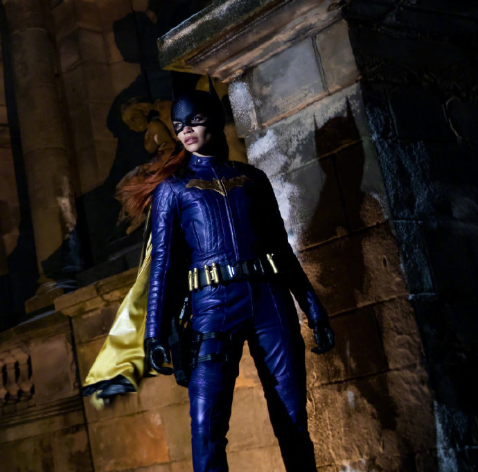 DC新作《蝙蝠少女》已杀青 但被取消发行