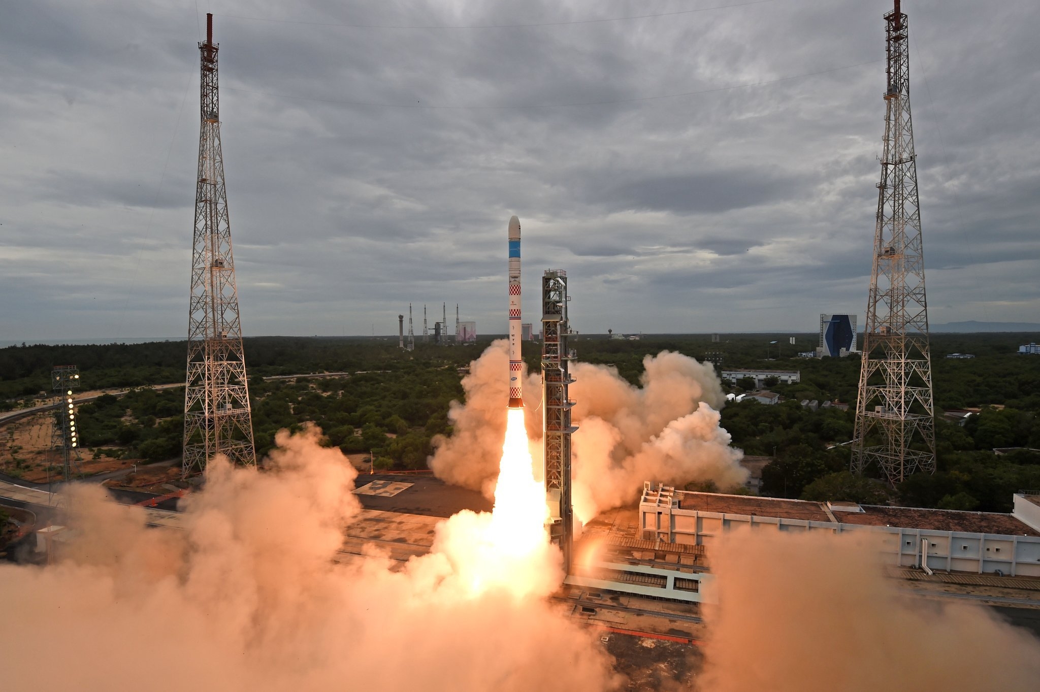 印度SSLV固体水箭尾飞得败：卫星走错轨讲了