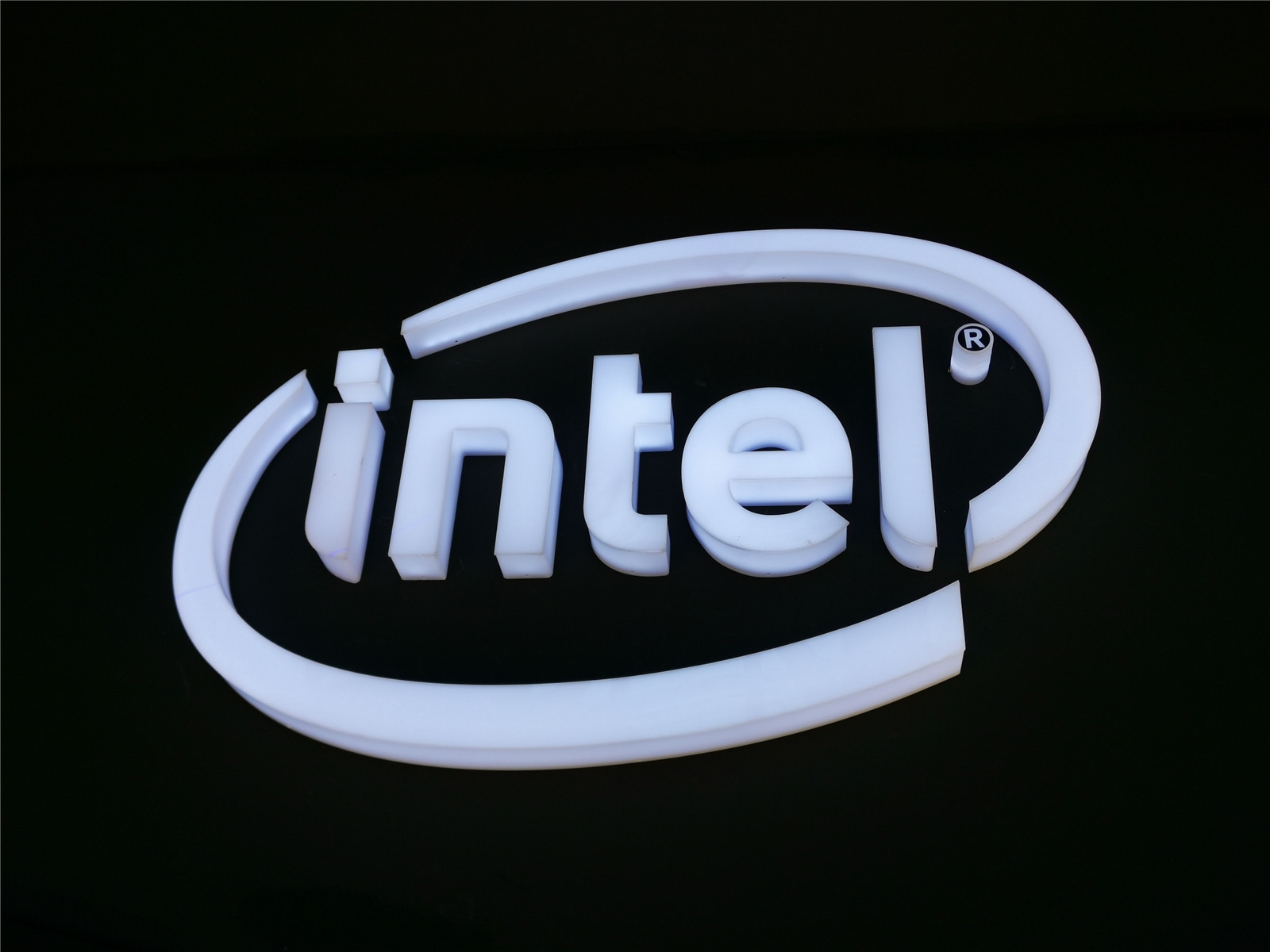 30年历史的奔腾被彻底淘汰 Intel公布全新处理器中文名