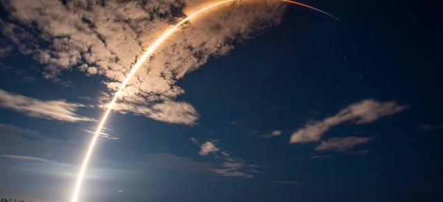 SpaceX猎鹰9号火箭搭52颗星链卫星成功入轨 总数已达3399颗