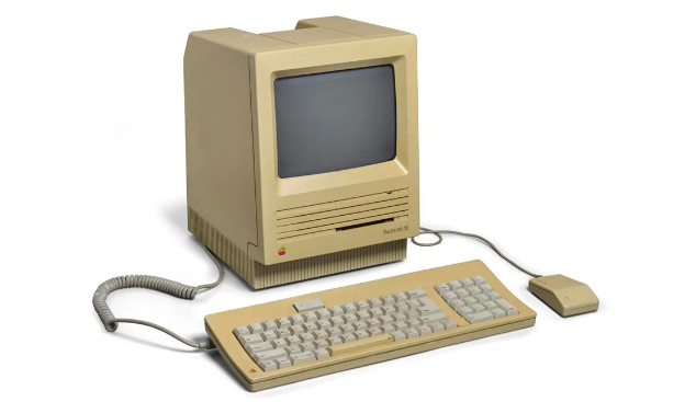 乔布斯使用的脑拍Macintosh SE电脑拍卖 预估30万美元