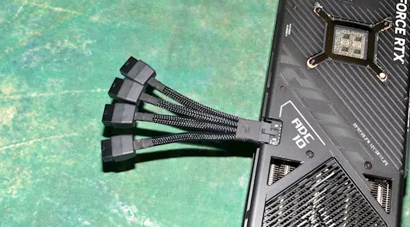 硬件高玩调查RTX 4090多起自燃门或因粗细电源线混用