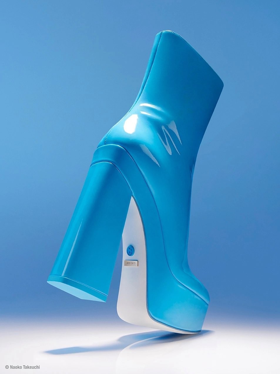 奢侈品牌联动《美少女战士》 推出万元情人节高跟鞋 二次世界 第3张
