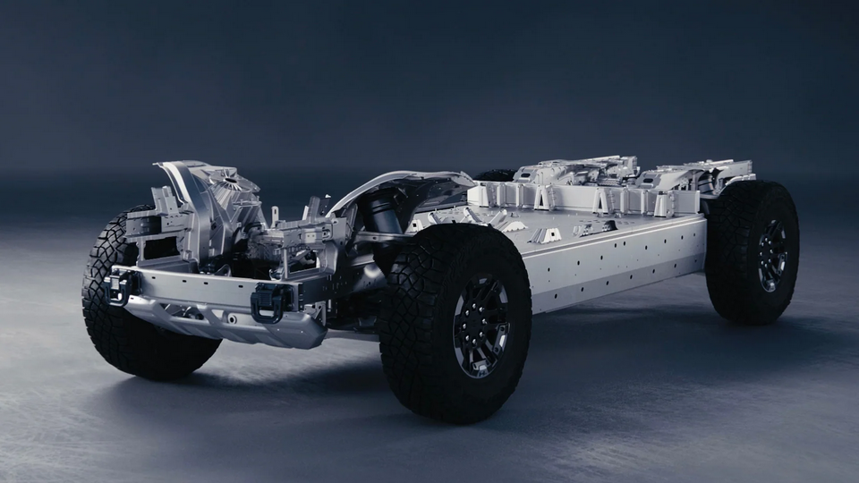 丰田新CEO：2026年前推出“次世代”雷克萨斯电动汽车