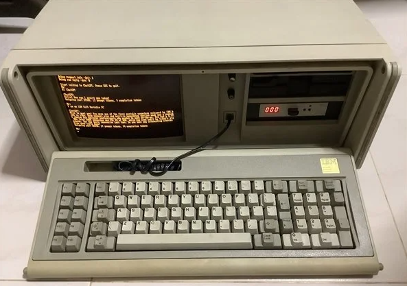 网友使用36年前IBM电脑运止ChatGPT 基本实现交换