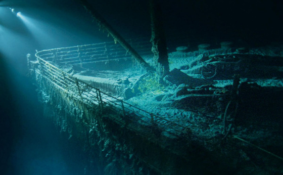 美国一泰坦尼克号残骸观光潜艇失踪 潜艇载有5位大佬