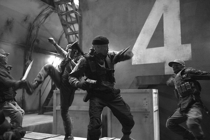 动作大片《敢死队4》新片场照 杰森斯坦森和托尼贾出击