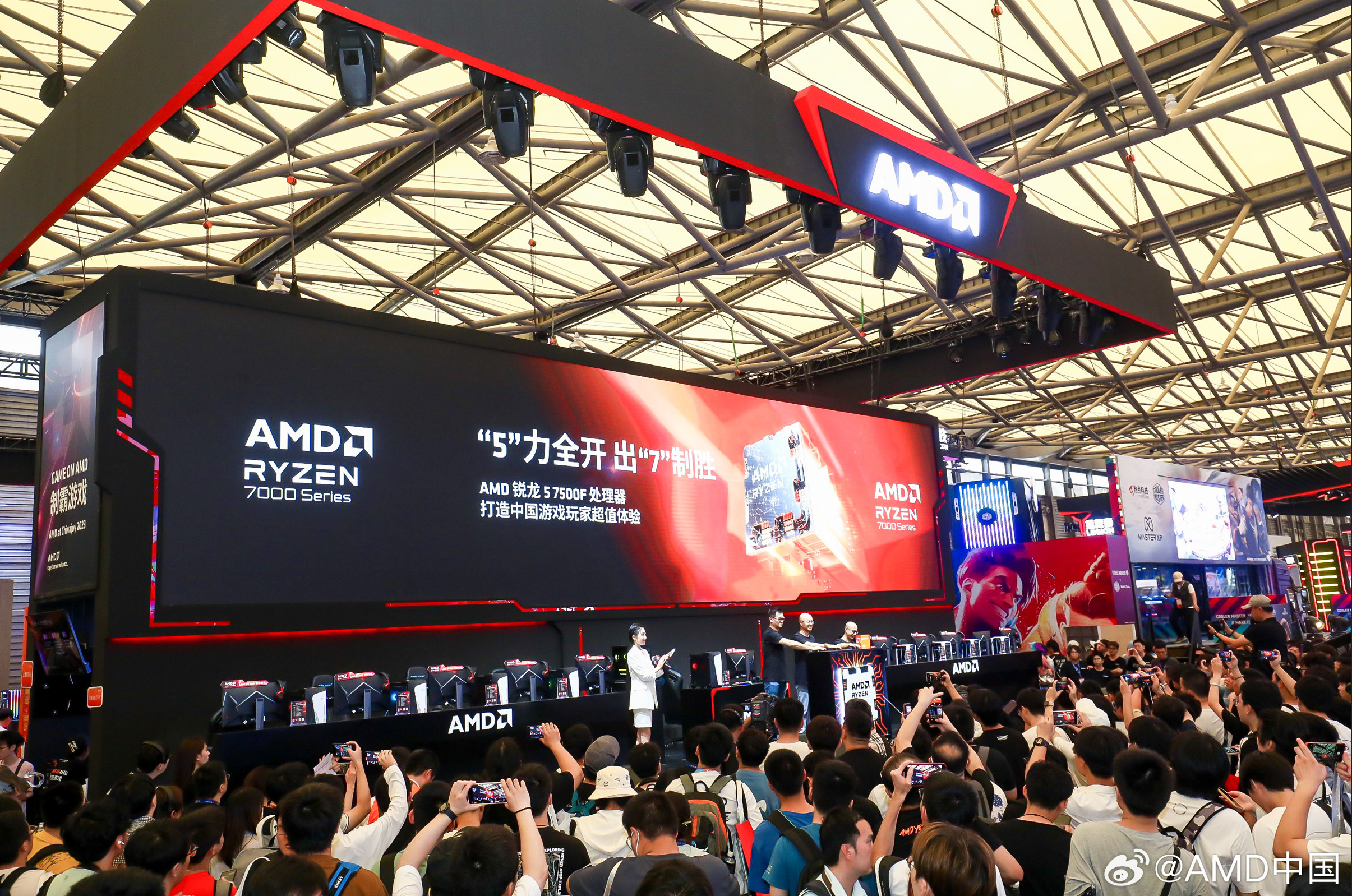 ChinaJoy 2023：AMD展台现场1览 CPU、隐卡、MOD机箱