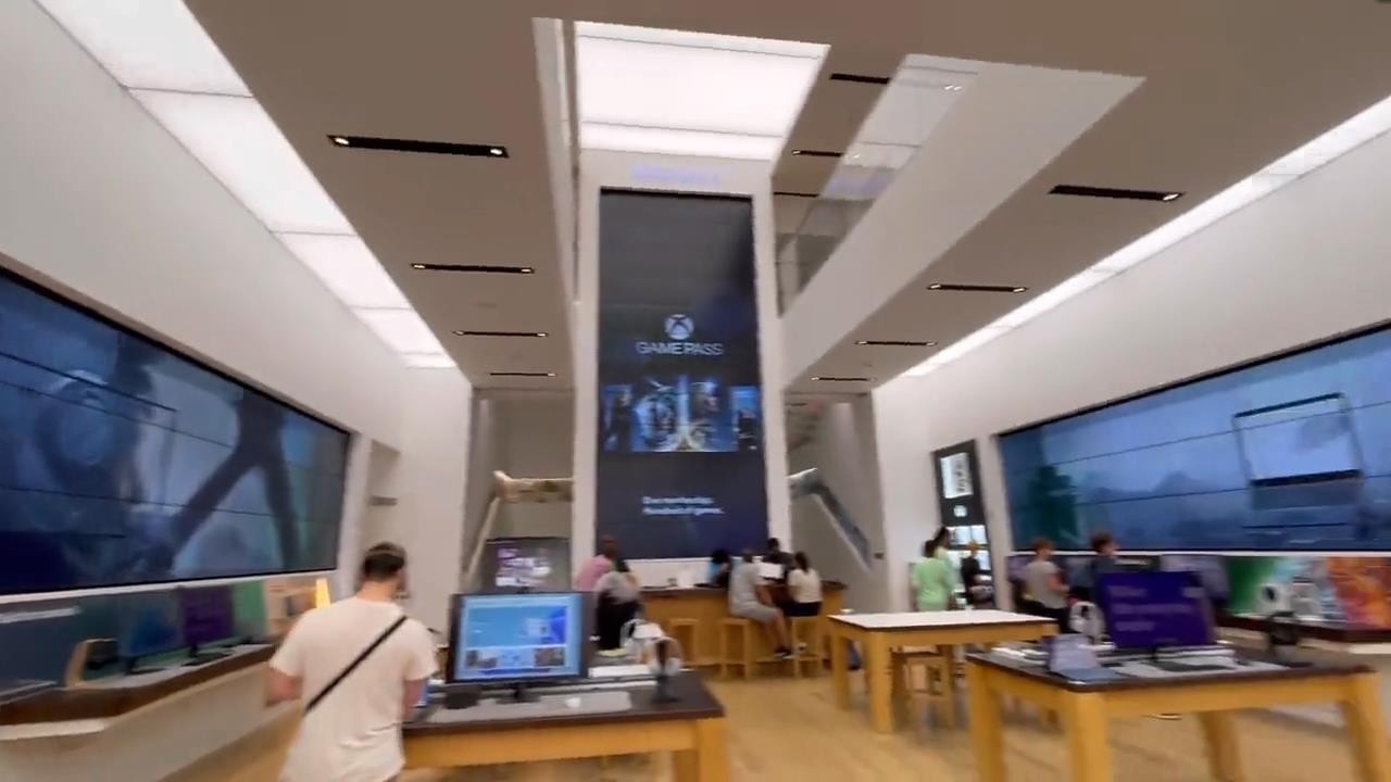 微软实体店《星空》广告展示 这大场面太壮观了 二次世界 第5张