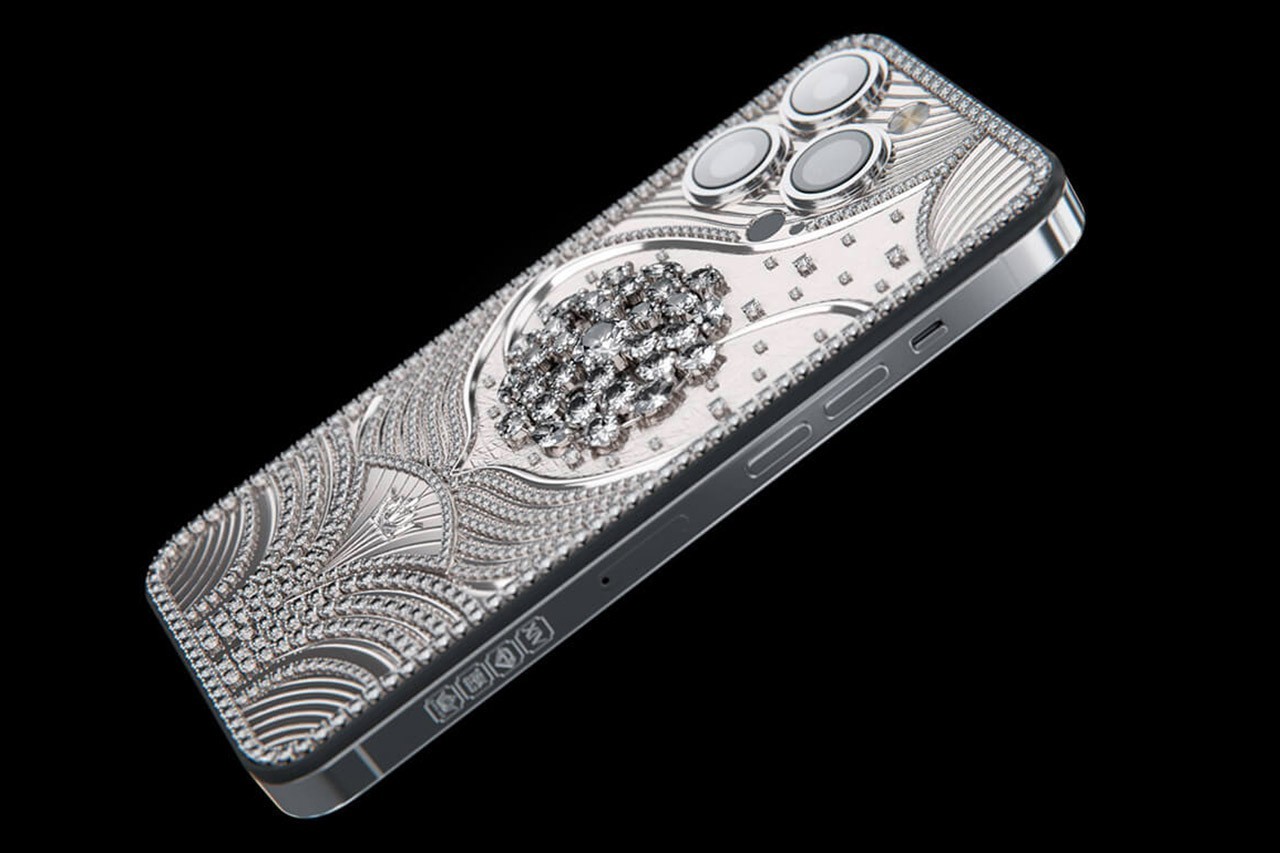 奢侈品牌推最贵iPhone15 镶嵌570颗钻石超奢侈售400万