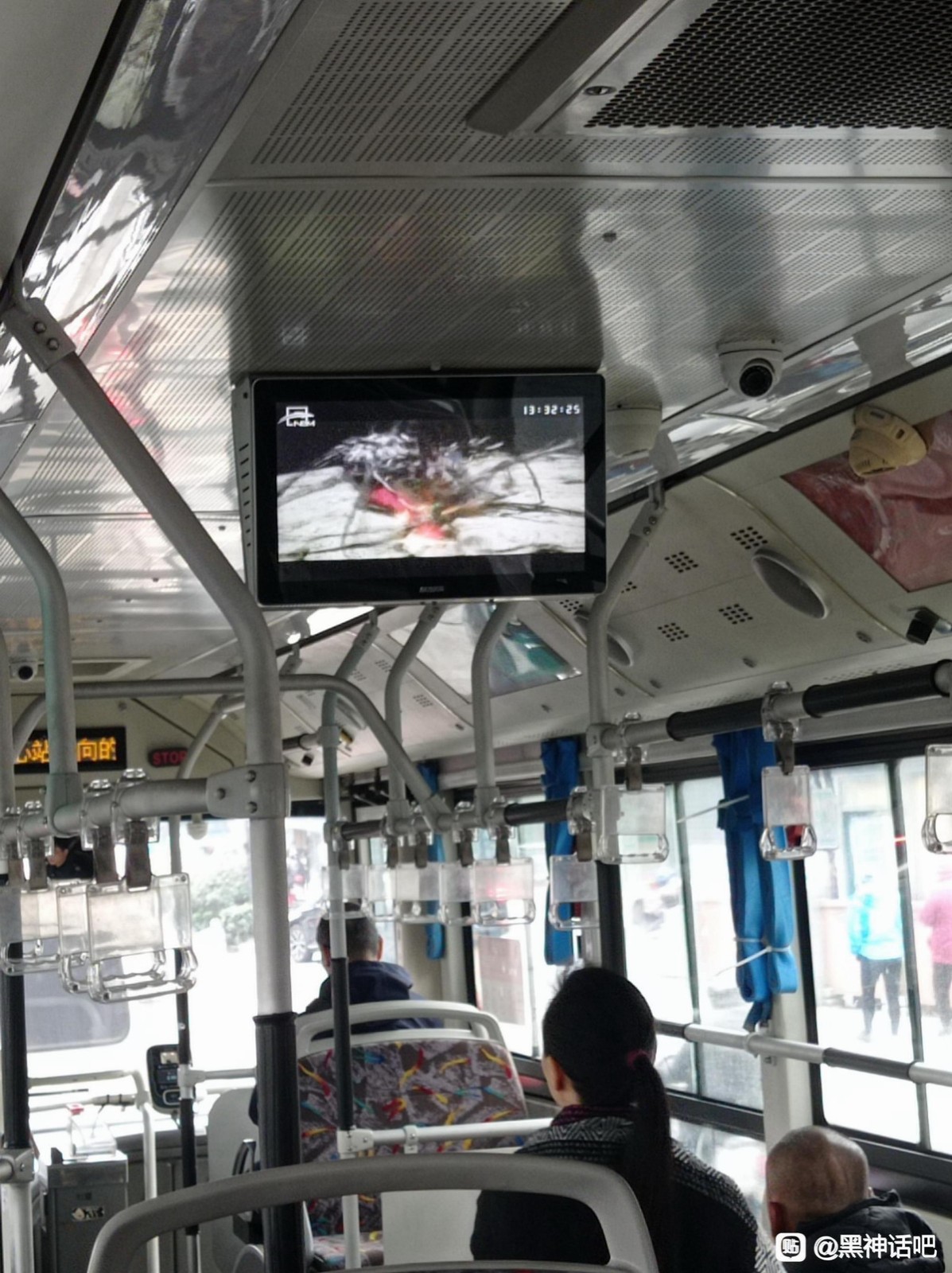 《黑神话：悟空》新预告出如今杭州公车上 开始鼎力张扬