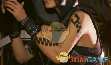 《赛博朋克2077》噬魂者的美杜莎纹身MOD