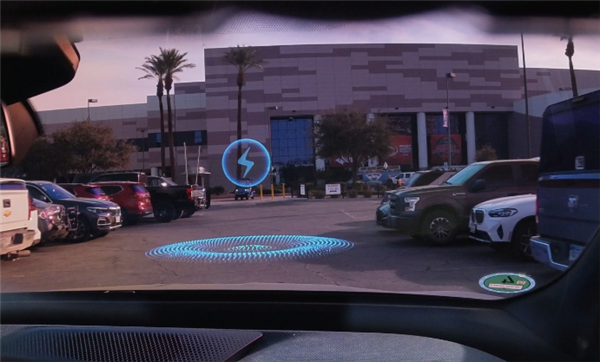 将AR增强现实融入车内 宝马公布最新智能座舱