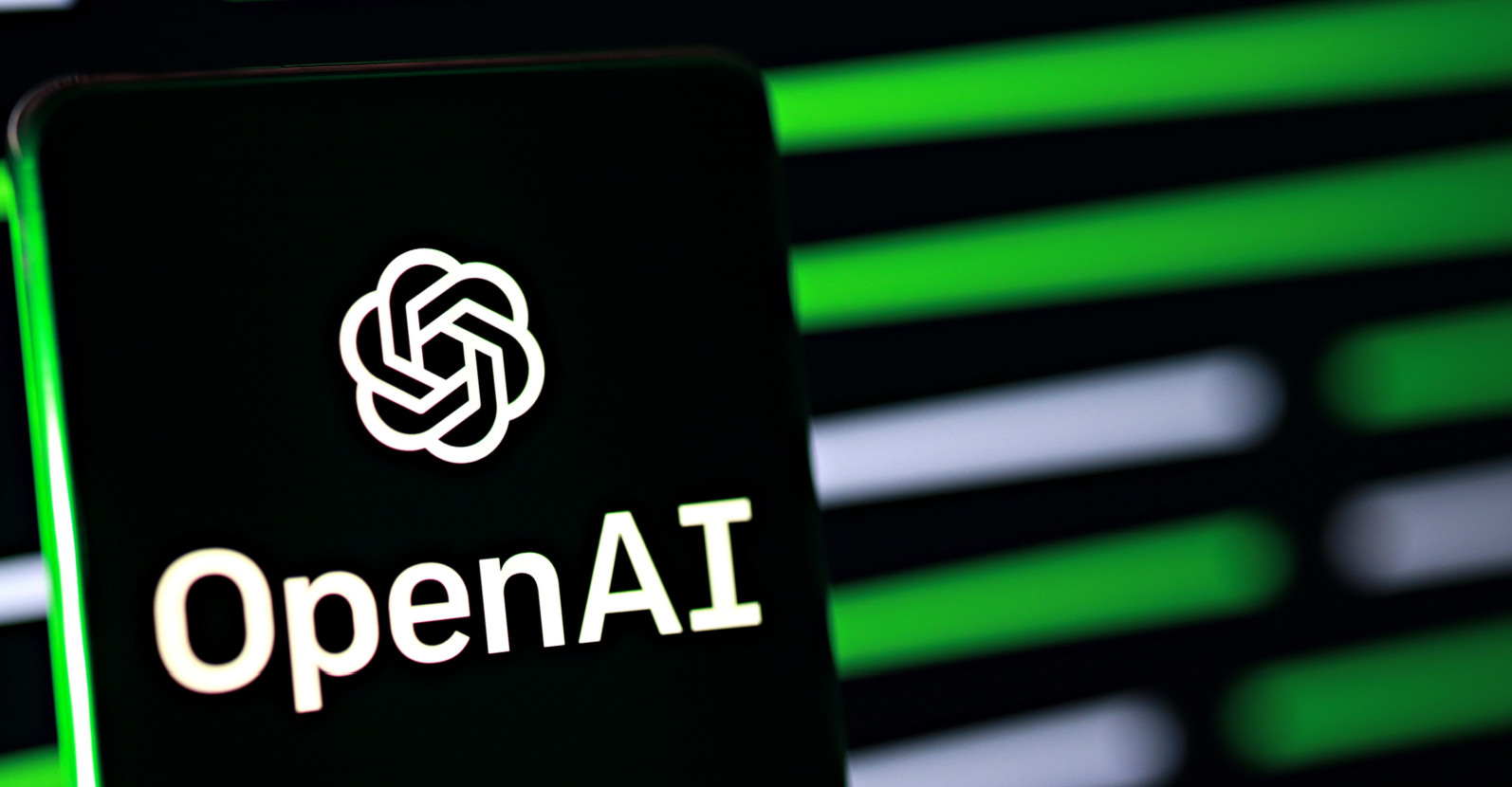 OpenAI下管：2024年是AI的“操做之年”