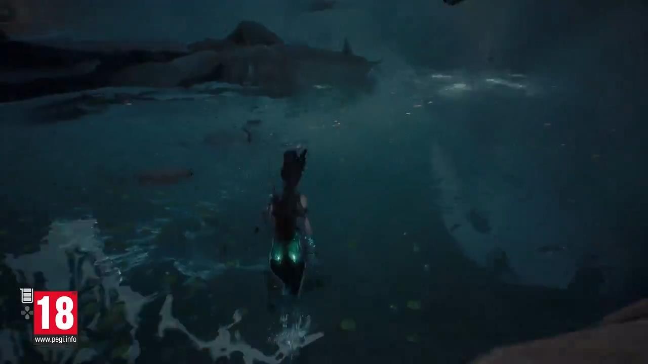 《星刃》女主游泳视频揭示：在水里措施流利做作