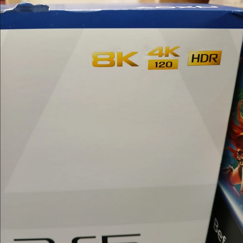 索尼修改PS5主机零售包装 移除“支持8K”标识