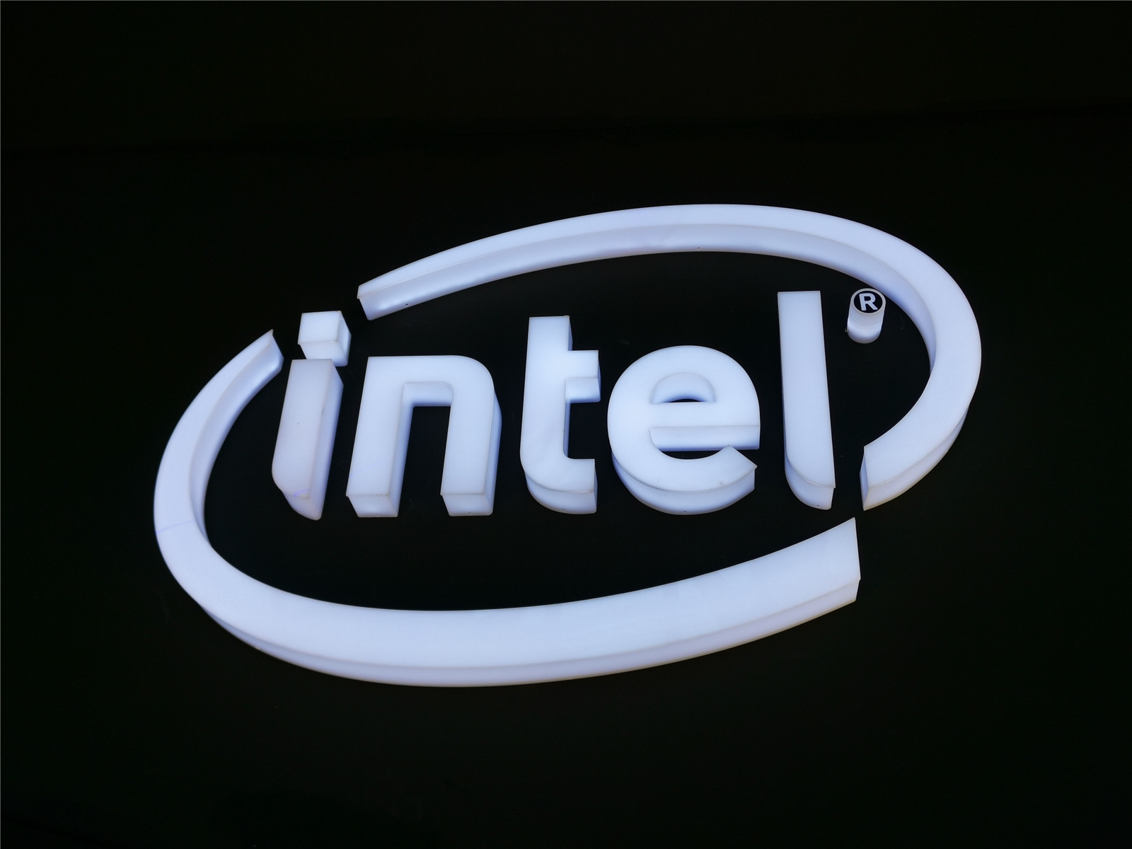 Intel CEOŷԣǵPCгλȻǿ