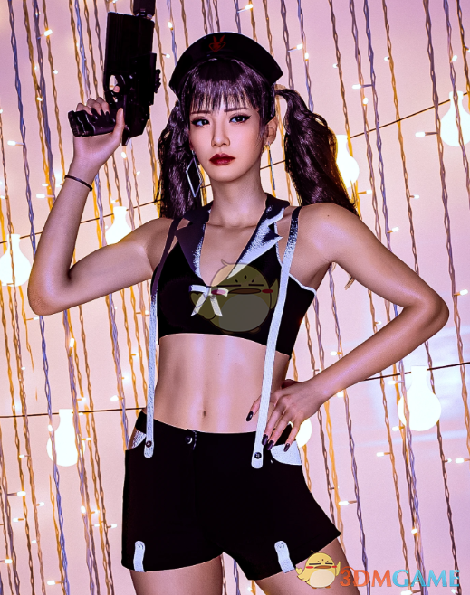 《赛博朋克2077》夏日海边沙滩装MOD