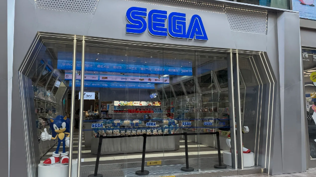 世嘉全球首家专卖店上海开业！游戏以及周边资料丰富