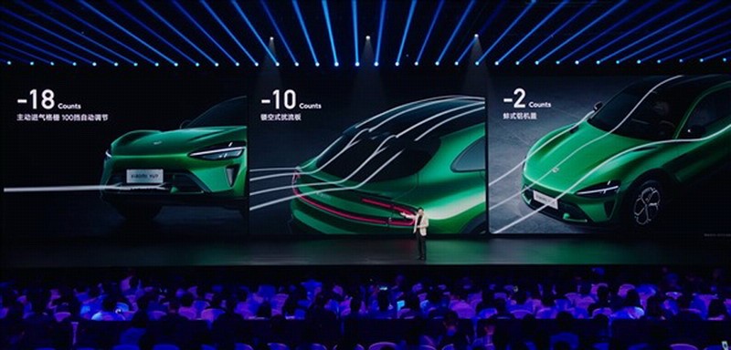 雷军：小米YU7是为先进的时代精英打造的先进SUV