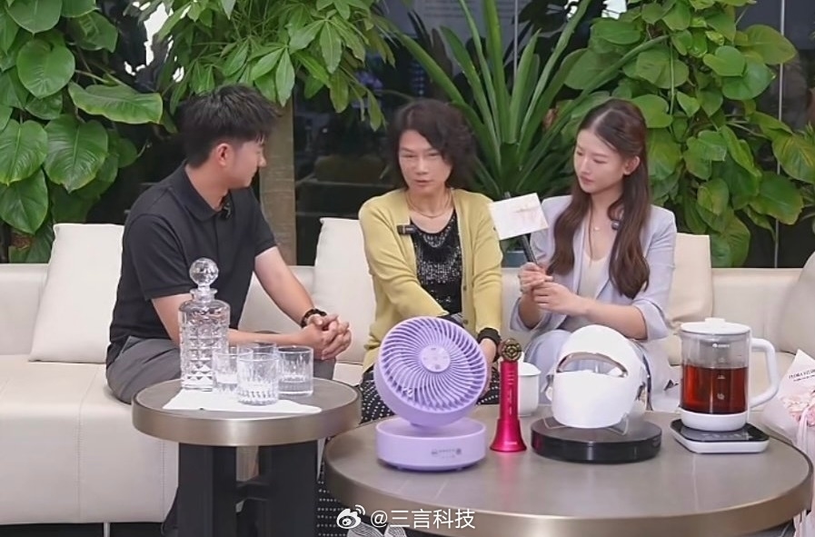 董明珠回應(yīng)玫瑰空調(diào)太土氣：每個人的審美是不一樣的！
