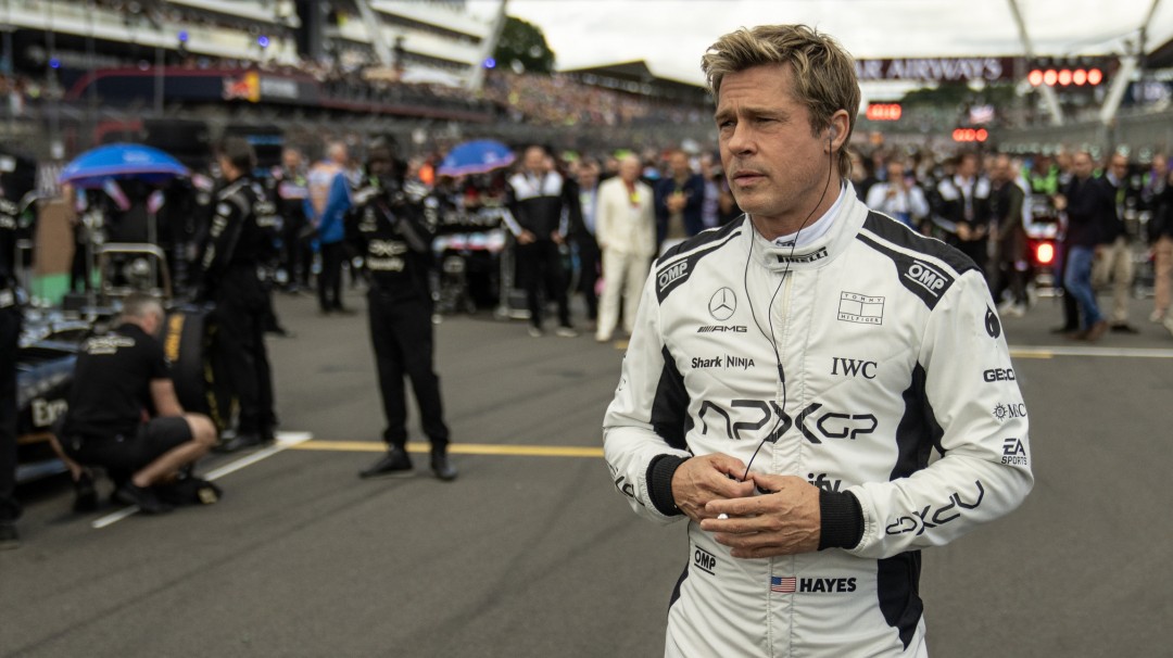 皮特新片《F1：狂飙飞车》大卖 首周末票房超1.4亿美元