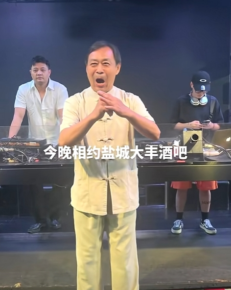 为什么现在的格莱美配不上那艺娜？