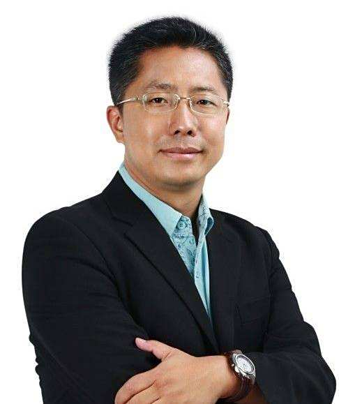 “中國英語教父”李陽，成了銳評一切的“全領(lǐng)域教父”