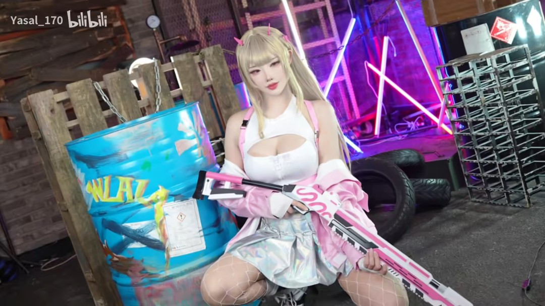 性感大雷吸睛 韩援 Yasal cos《妮姬》毒蛇！