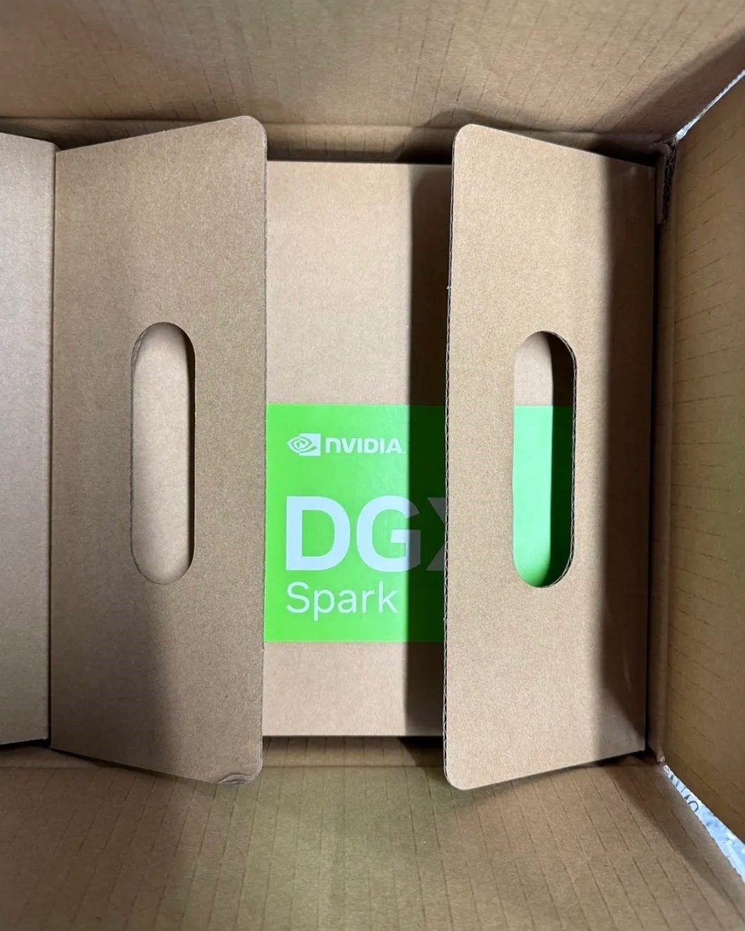 NVIDIA官宣首款桌面PC马上发 最贵6.5万！