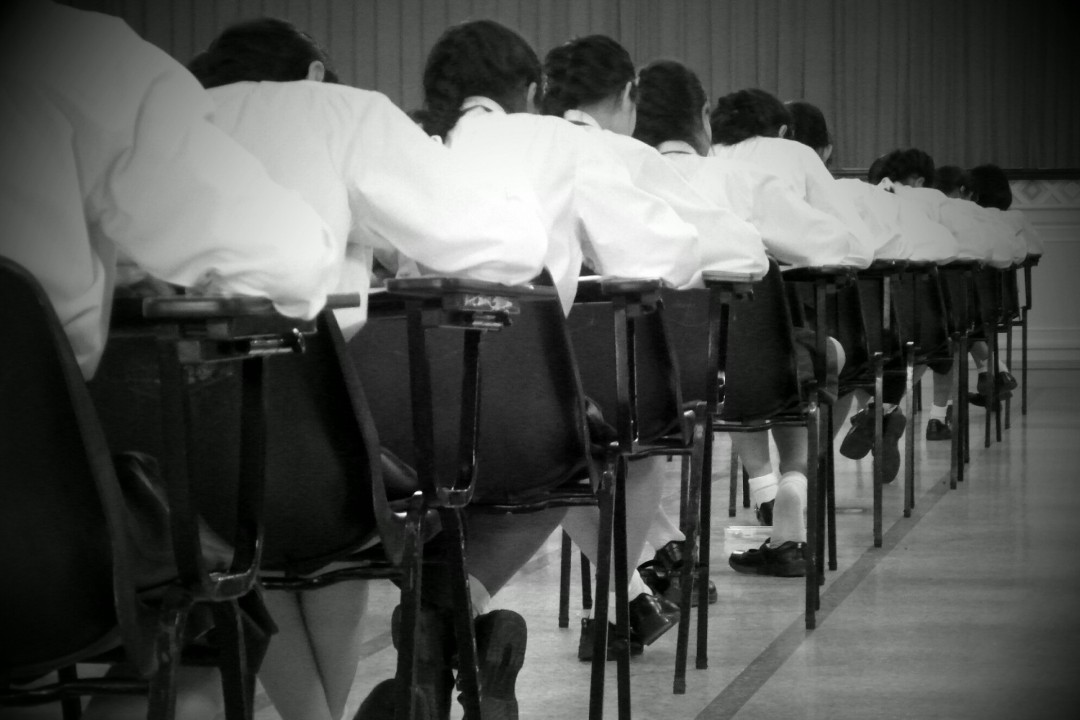 教育部:鼓励中小学每周一天无作业日 缓解考试升学焦虑