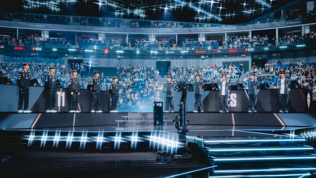 《英雄联盟》S15全球总决赛半决赛TES对阵T1战报：不在今天