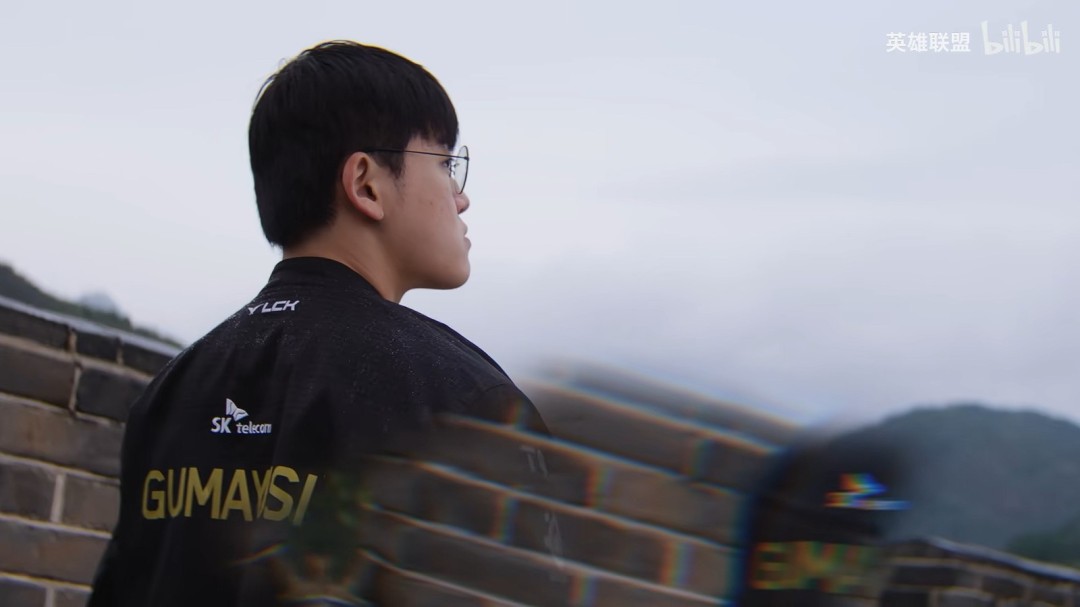 场上唯一的中国人！《英雄联盟》25年S赛决赛开幕式宣传片发布