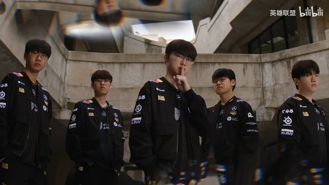 场上唯一的中国人！《英雄联盟》25年S赛决赛开幕式宣传片发布